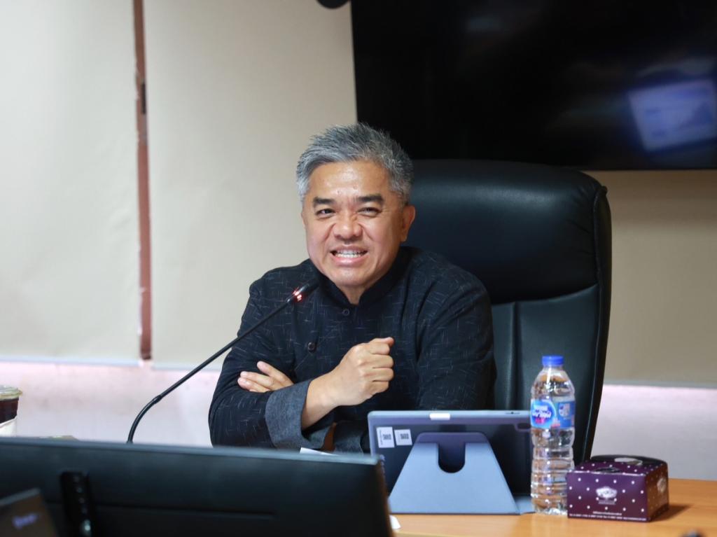 กพบ.กสอ. ร่วมประชุม CIO เดินหน้าธรรมาภิบาลข้อมูล-AI Governance มุ่งขับเคลื่อน “ดีพร้อม” สู่การเป็นองค์กรอัจฉริยะ (Intelligent Organization)