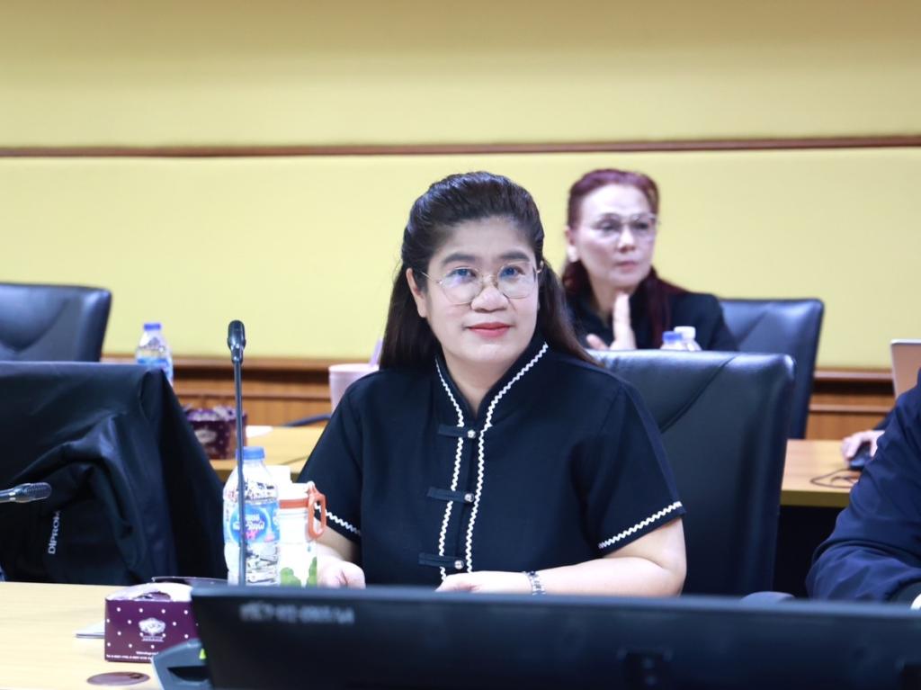 กพบ.กสอ. ร่วมประชุม CIO เดินหน้าธรรมาภิบาลข้อมูล-AI Governance มุ่งขับเคลื่อน “ดีพร้อม” สู่การเป็นองค์กรอัจฉริยะ (Intelligent Organization)
