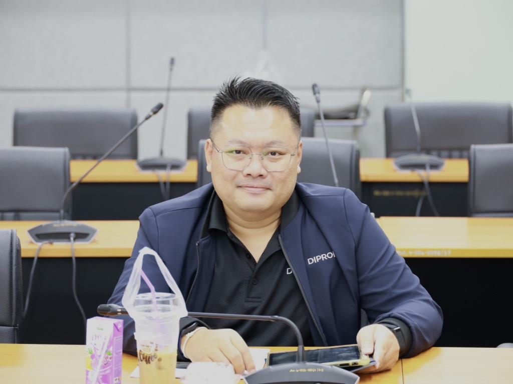 ผอ.กพบ. นำทีมเจ้าหน้าที่เข้าร่วมประชุมขับเคลื่อน ITA โค้งสุดท้าย มุ่งรักษามาตรฐานธรรมาภิบาลดีเยี่ยม (Excellent)